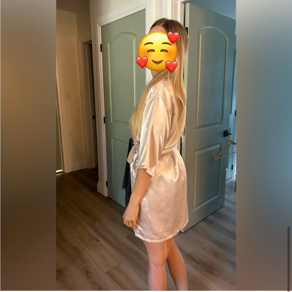 Bridal Robe - Picture 5 of 5